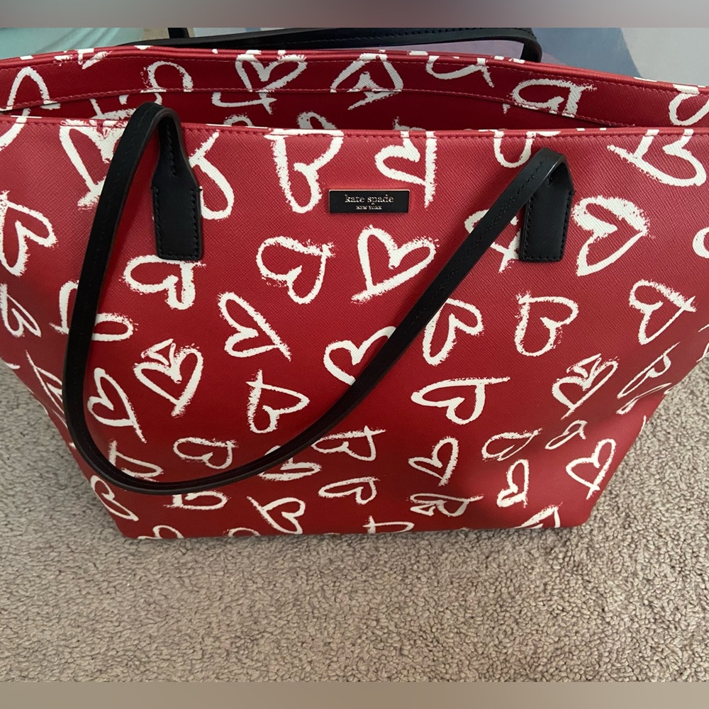 Kate Spade NWT’s Lipstick Hearts Purse and Free Kate Spade purse with purchase!